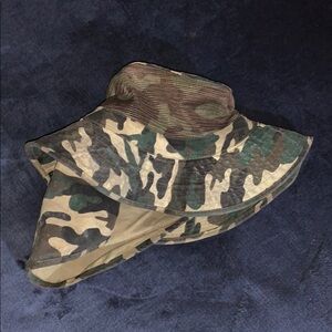 🧢 Camouflage Bucket Hat